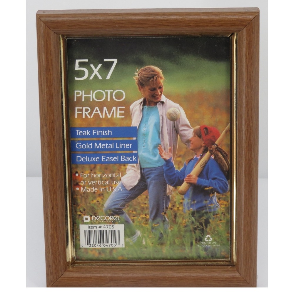 Vintage Decorel 5x7 Teak Photo Frame, 1990s Retro Traditional Americana Style